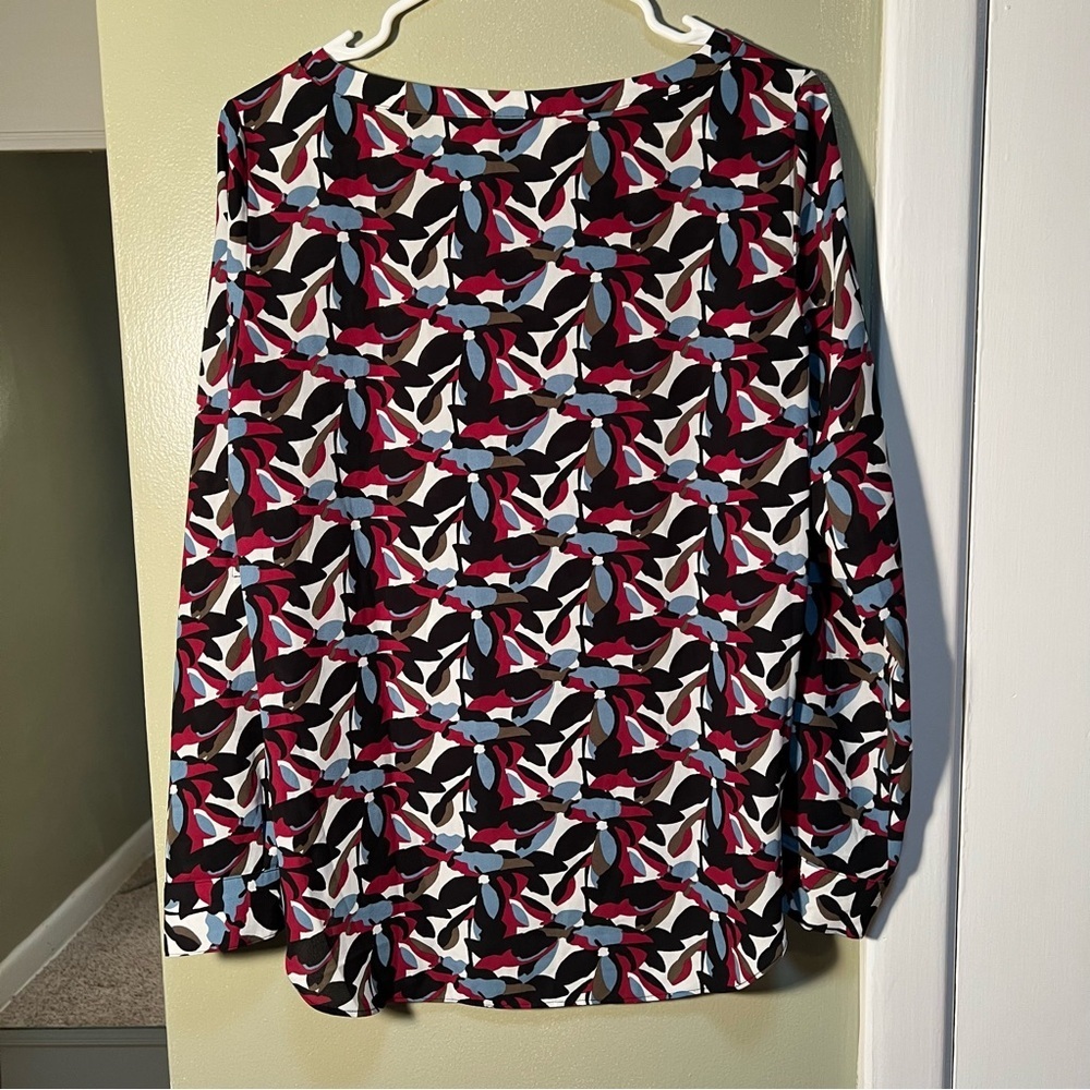 Loft Long Sleeve Blouse Chest Pocket Black White Floral S - Picture 6 of 10